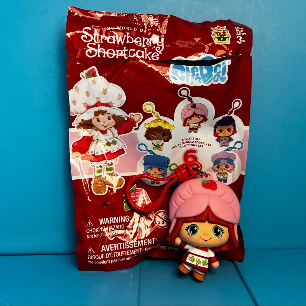 TLS Toys - Strawberry Shortcake Cheebee Backpack Clip